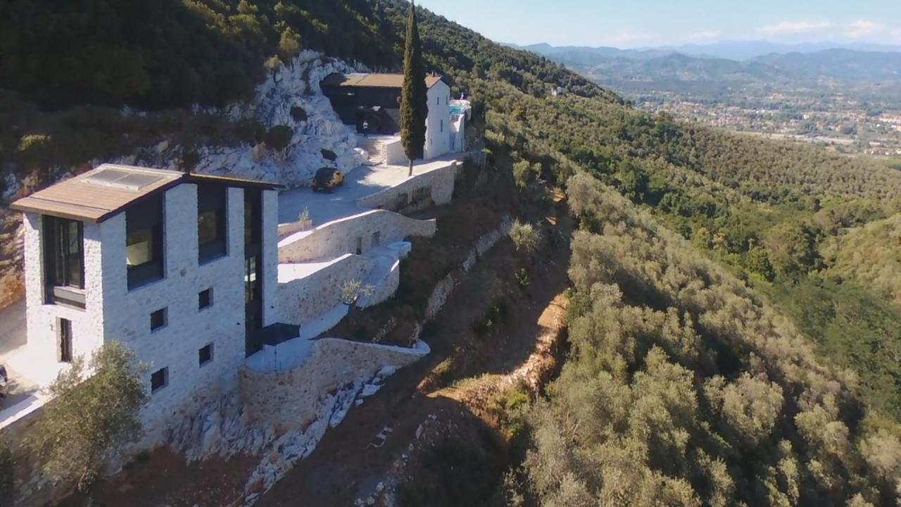 Villetta Farfallina "The Unique Property In The World With An Openable Roof" Lucca Esterno foto